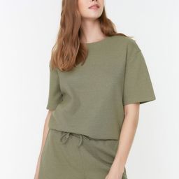 Trendyol Round Neck T-Shirt With Shorts Co-Ords-picture-57
