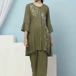 Nayam By Lakshita Floral Embroidered Round Neck Thread Work A-Line Kurta With Trouser-picture-35