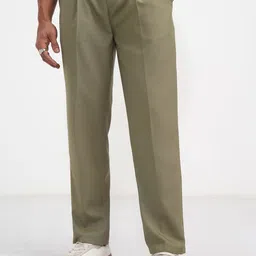 HIGHLANDER Men Regular Fit Mid-Rise Pleated Korean Pants-image-78