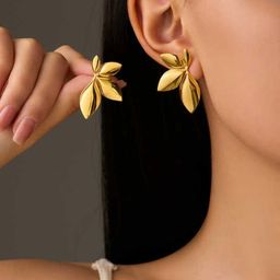 DressBerry Stainless Steel Gold-Plated Floral Studs image 2