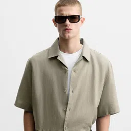 MISCHIEF MONKEY Men Classic Fit Solid Cuban Collar Cotton Casual Shirt-image-63