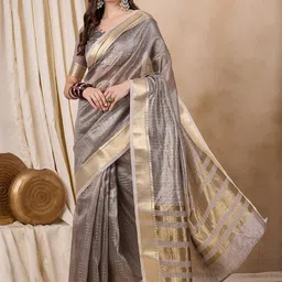 KAVINDI Checked Zari Organza Banarasi Saree-image-2