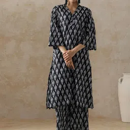Moara Women Ethnic Motifs Printed Cotton Kurta with Palazzo-picture-26