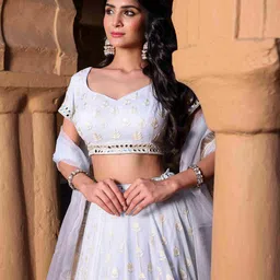 The Front Row Embellished Ready to Wear Lehenga & Blouse With Dupatta image 2