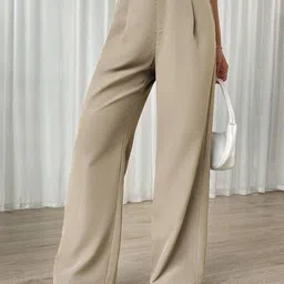 Chemistry Women Relaxed Straight Leg Straight Fit High-Rise Pleated Trousers-picture-32
