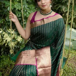 INDIOTSAV Floral Woven Design Zari Silk Blend Banarasi Saree With Blouse Piece-image-33