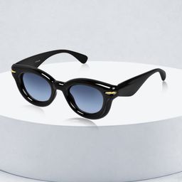 CELEBRITY SUNGLASSES Unisex Oval Sunglasses with UV Protected Lens CLSG-87017-08-46