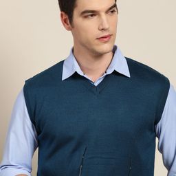 INVICTUS Men Teal Blue Solid Sweater Vest-image-98