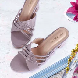 DressBerry Women Solid Block Mules-19
