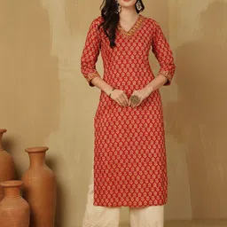 GLAM ROOTS Floral Printed V-Neck Pure Cotton Straight Kurta-51