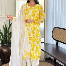 Brand Hill Women Floral Printed Kurta with Trousers & Dupatta-image-42