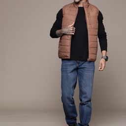 Roadster Men Lightweight Dri-FIT Puffer Jacket-image-7