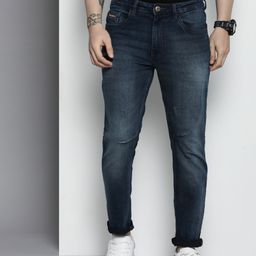 The Indian Garage Co Men Carrot Fit Low Distress Light Fade Jeans-image-15
