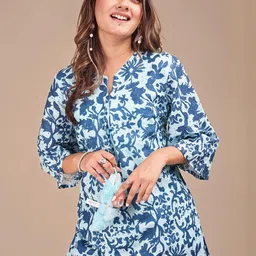 Tikhi Imli Embellished Cotton V-Neck Tunic With Trousers Co-Ords-image-67