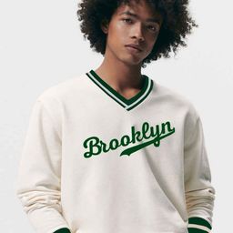 Genzy Men Typography Printed V-Neck Applique T-shirt-image-46