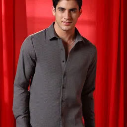 Campus Sutra Men Comfort Fit Spread Collar Textured Casual Shirt-picture-27