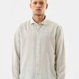 Snitch Men Micro Checked Spread Collar Casual Shirt-picture-9