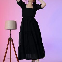 Krunal Raiyani Solid Puff Sleeve Square Neck Fit & Flare Tiered Midi Dress-picture-19