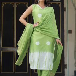 ASPORA Women Bandhani Dyed Regular Aari Work Pure Silk Kurta with Trousers & With Dupatta-image-51