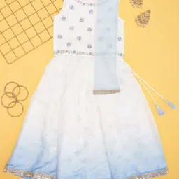AKKRITI BY PANTALOONS Girls Ready to Wear Lehenga & Blouse With Dupatta-picture-27