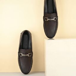 FUNNY FIRE Men Textured Loafers-image-73