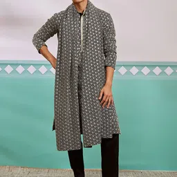 VASTRAMAY Men Embroidered Regular Sequinned Kurta with Trousers & With Dupatta-2