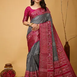 HERE&NOW Bandhani Printed Zari Banarasi Saree-picture-52