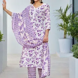 SZN Floral Printed Pure Cotton Sweetheart Neck Straight Kurta With Trousers And Dupatta-picture-49