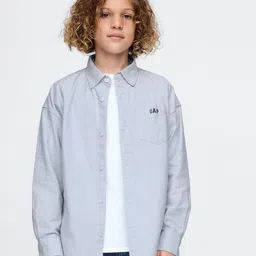 GAP Boys Cotton Relaxed-Fit Button-Down Collar Oxford Shirt-image-11