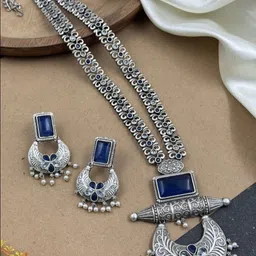 NAMAN ARTS Silver-Plated Oxidised Stone Studded & Beaded Jewellery Set-17