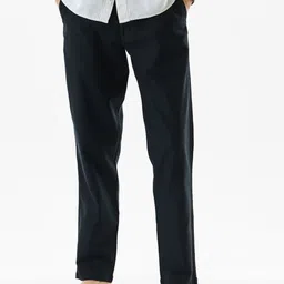 Snitch Men Relaxed Black Mid-Rise Straight Fit Chinos Trouser-image-16