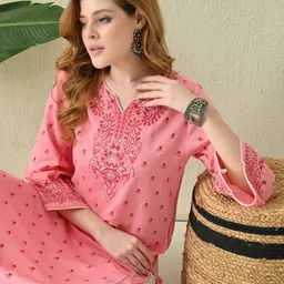 Bhuja Ethnic Motifs Printed Round Neck Thread Work Straight Kurta-picture-2