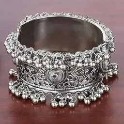 Sangria Ghungroo Beaded Oxidised Bangle-image-86