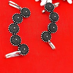 Yash Jewels Emporiums Silver-Plated Circular Shaped Oxidised Earcuffs-picture-54