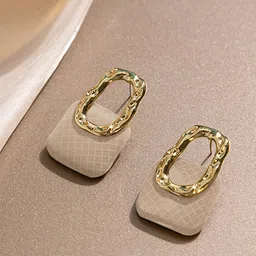 BEYTER Sterling Silver Square Drop Earrings-48