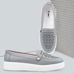 Bxxy Women Textured Slip-On Sneakers-image-110