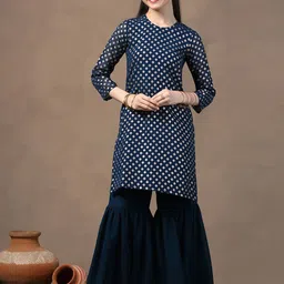 Sangria Girls Foil Printed Kurta With Sharara Set-image-27