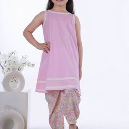 Kalp Liba Girls Round Neck Lace-Up Detail Pure Cotton A-Line Kurta With Trousers-image-3
