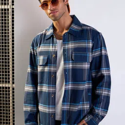 MASCLN SASSAFRAS Men Spread Collar Checked Cotton Oversized Casual Shirt-image-25