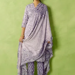 Anouk Floral Printed V-Neck Straight Kurta With Trousers & Dupatta-picture-0