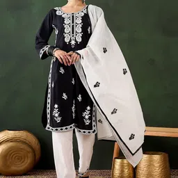 Maroosh Women Paisley Embroidered Regular Thread Work Kurta with Trousers & With Dupatta-image-92