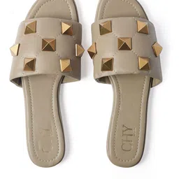 CHY Women Embellished Slip On Open Toe Flats-image-12
