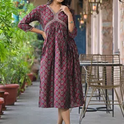 Label Khoj Women Embroidered Flared Sleeves Mirror Work Kurta-image-66