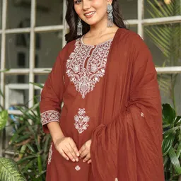 SANISA Women Ethnic Motifs Embroidered Thread Work Kurta & Trousers With Dupatta-picture-45