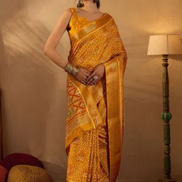 Anouk Rustic Bandhani Zari Silk Blend Sungudi Saree-37