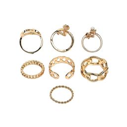 Bohey by KARATCART 7Pcs Gold-Plated Intricate Details Finger Ring image 3