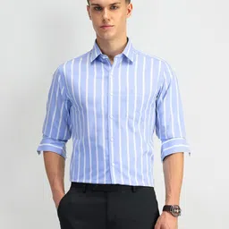 Arrow Men Manhattan Spread Collar Vertical Striped Cotton Slim Fit Formal Shirt-picture-24