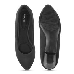 Mochi Textured Block Pumps with Bows image 3