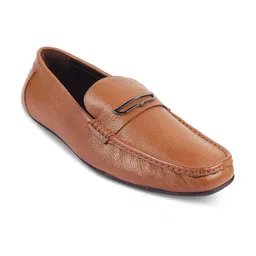 Tresmode Men Textured Leather Driving Shoes-image-95