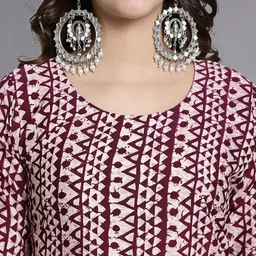 Anouk Rustic Selection Of 2 Geometric Printed Round Neck Straight Kurtas image 4